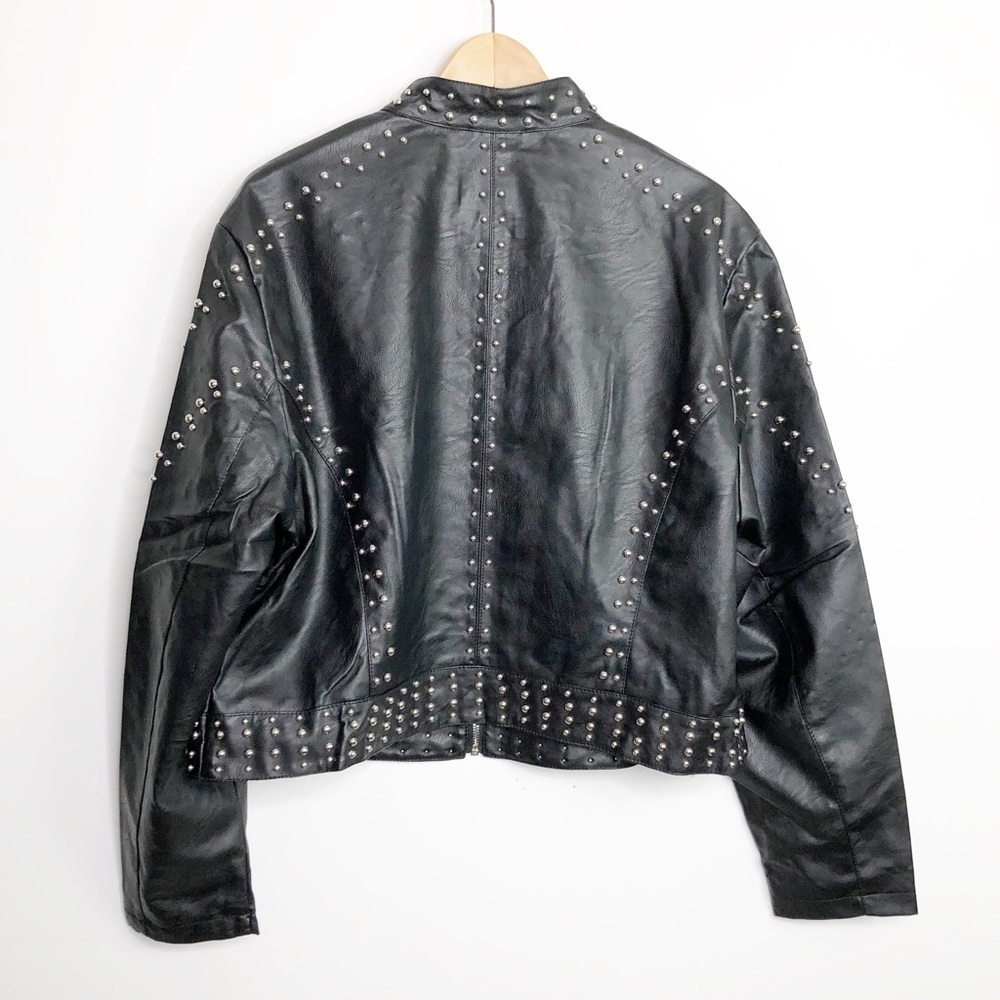 AZALEA Wang Black vegan leather bomber jacket - Picture 8 of 10